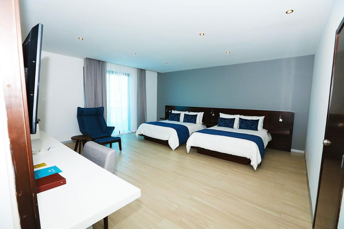 Hotel Marea Vista เอนเซนาดา ภายนอก รูปภาพ