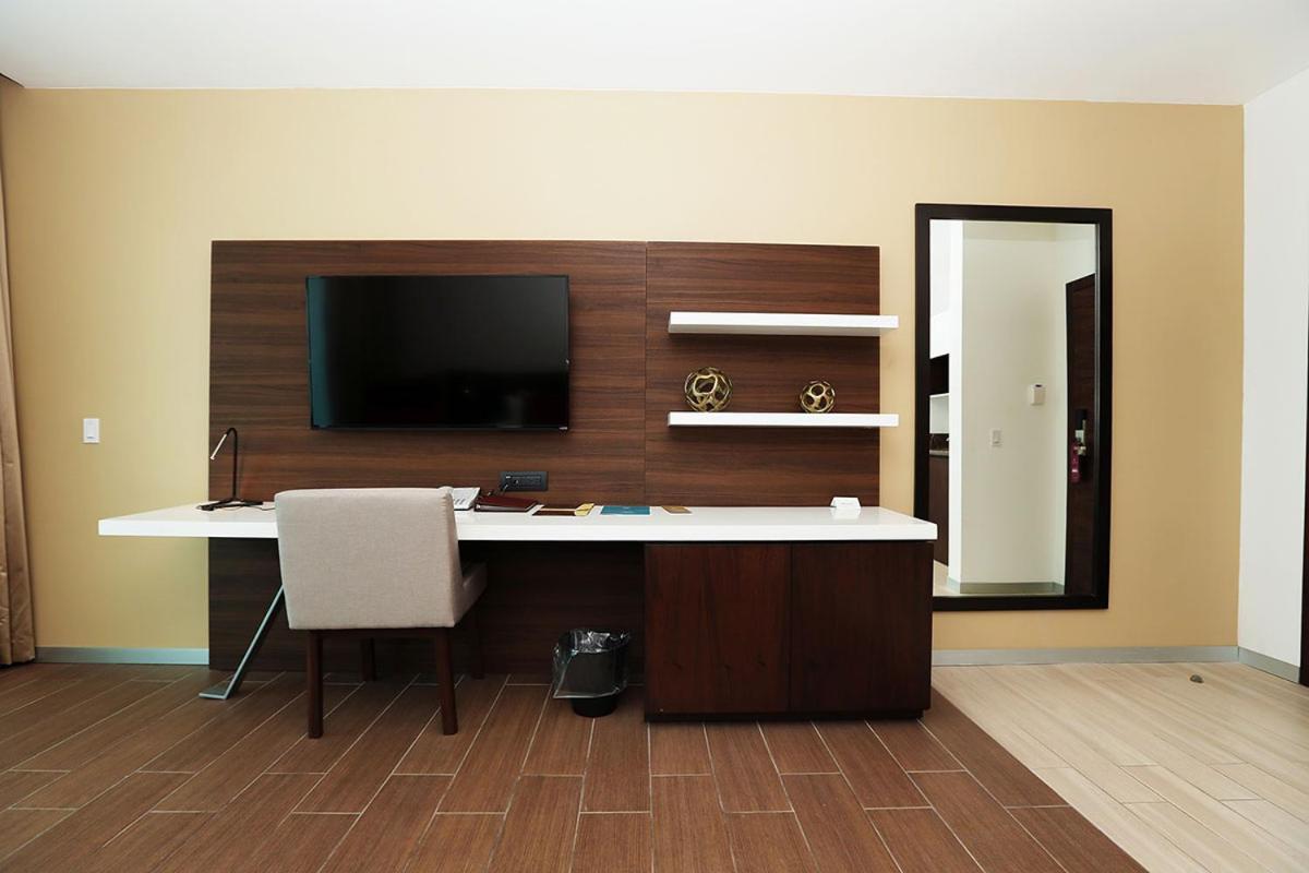 Hotel Marea Vista เอนเซนาดา ภายนอก รูปภาพ